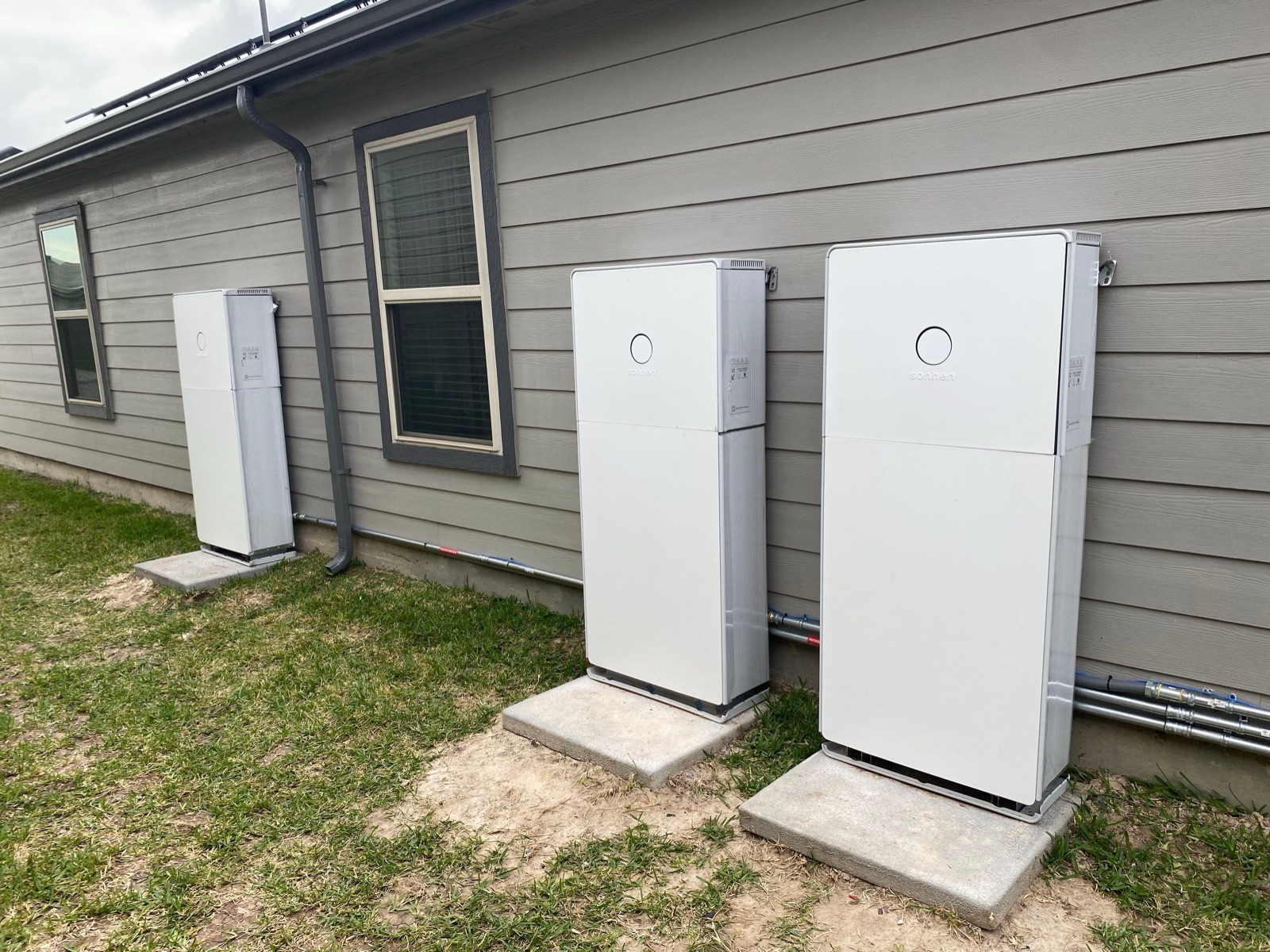 sonnen 11 battery install - three units outdoor